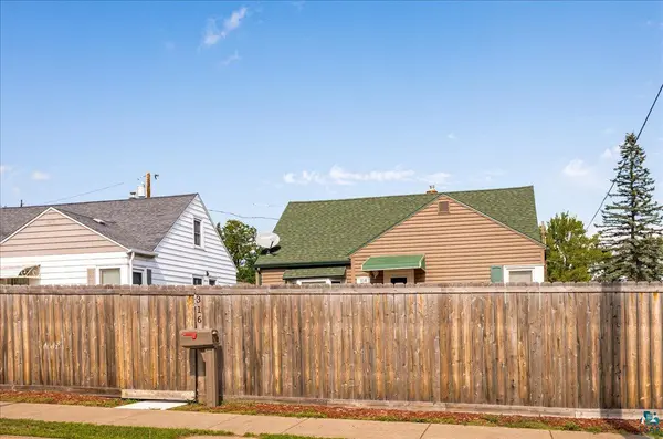 316 N 76th Ave W, Duluth, MN 55807