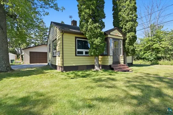 11 S 51st Ave E, Duluth, MN 55804