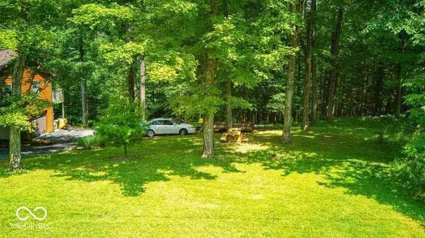 8157 Center Lake RD, Nineveh, IN 46164