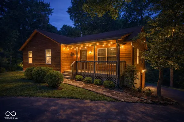 8157 Center Lake RD, Nineveh, IN 46164