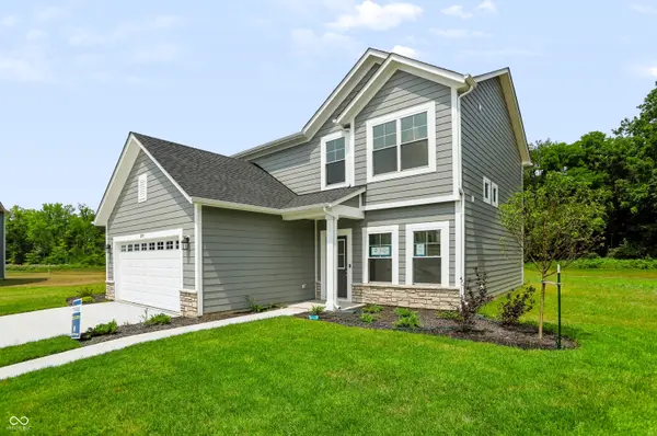 8594 Meadowlands CT, Plainfield, IN 46168
