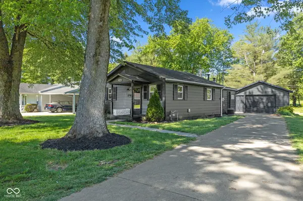 4986 Adkins ST, Columbus, IN 47201