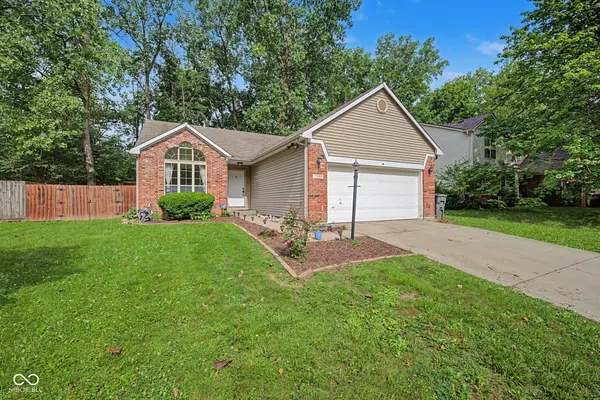 7244 Bradford Woods WAY, Indianapolis, IN 46268
