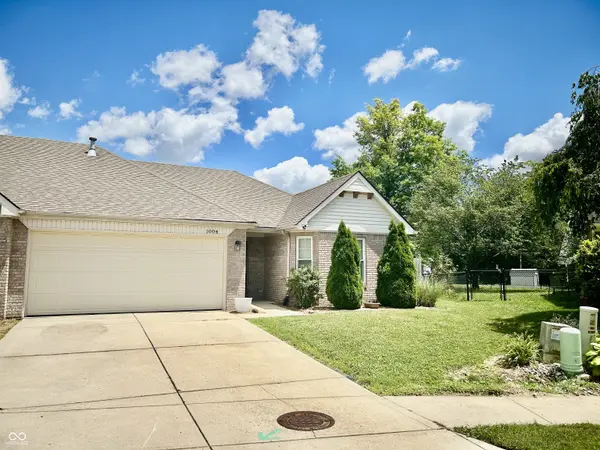 1004 Wild Ivy TRL, Franklin, IN 46131