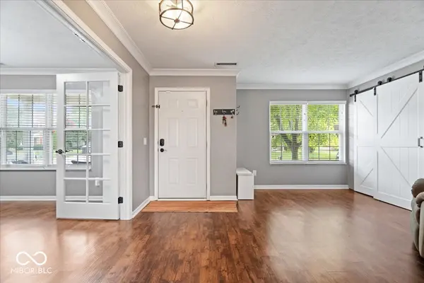 6867 Flick DR, Indianapolis, IN 46237