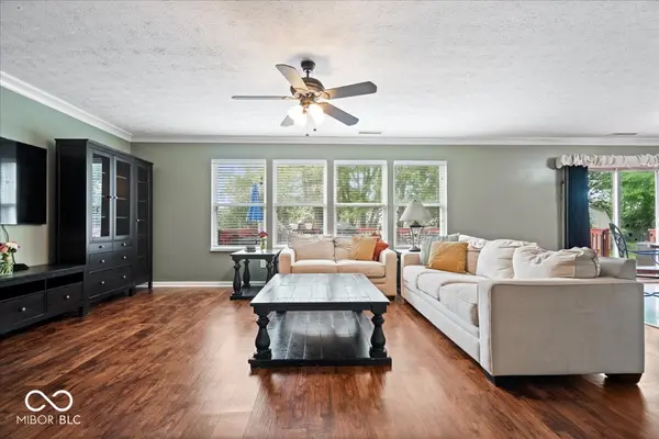 6867 Flick DR, Indianapolis, IN 46237