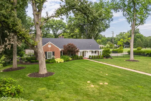 7480 N Illinois ST, Indianapolis, IN 46260