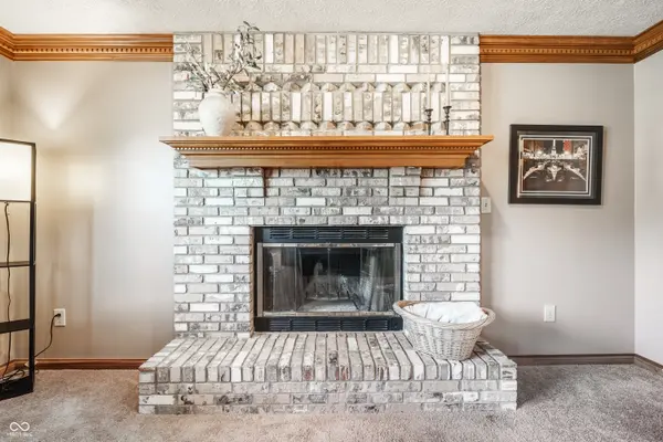 4151 Moss Ridge LN, Indianapolis, IN 46237