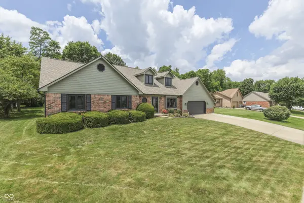 8220 Forward Pass RD, Indianapolis, IN 46217