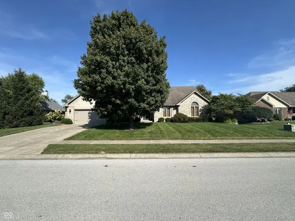 1127 Wood Sage DR, Avon, IN 46123