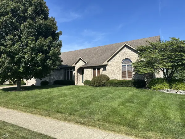 1127 Wood Sage DR, Avon, IN 46123