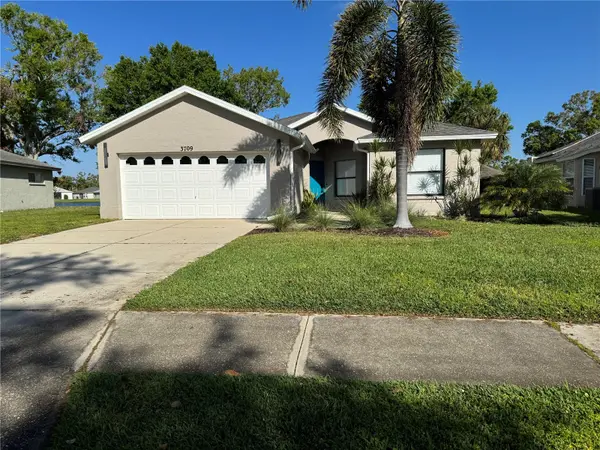 3709 62ND AVE E, Bradenton, FL 34203