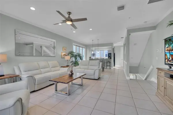 848 EVERGREEN WAY, Longboat Key, FL 34228