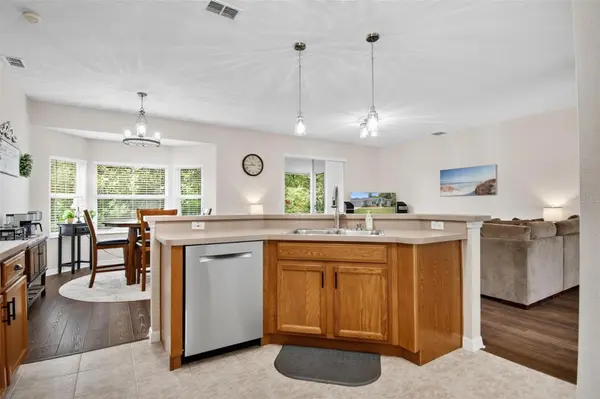29 ETHAN ALLEN DR, Palm Coast, FL 32164