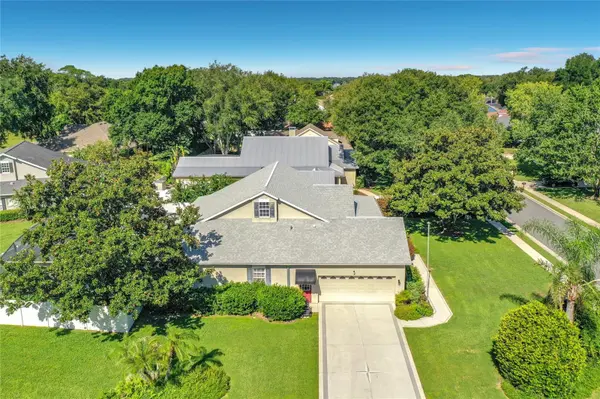 19512 SPRING OAK DR, Eustis, FL 32736
