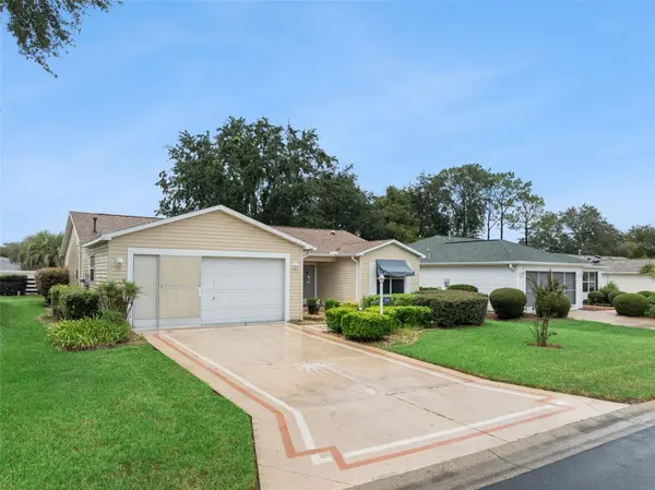 2732 PRIVADA DR, The Villages, FL 32162