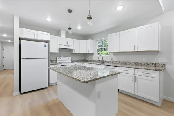 2014 NE 3RD PL, Gainesville, FL 32641