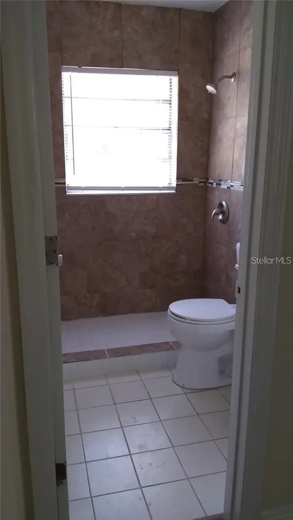 5036 COLLEGE, Orlando, FL 32811