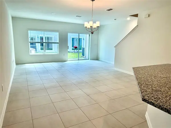 2817 MOONSHADOW CT, Clermont, FL 34714