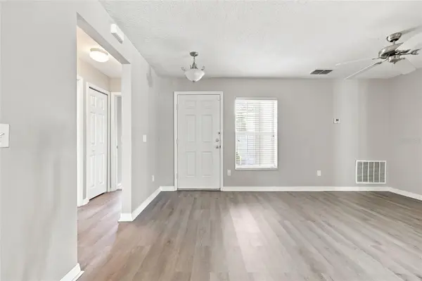 516 BELLA ROSA CIR, Sanford, FL 32771