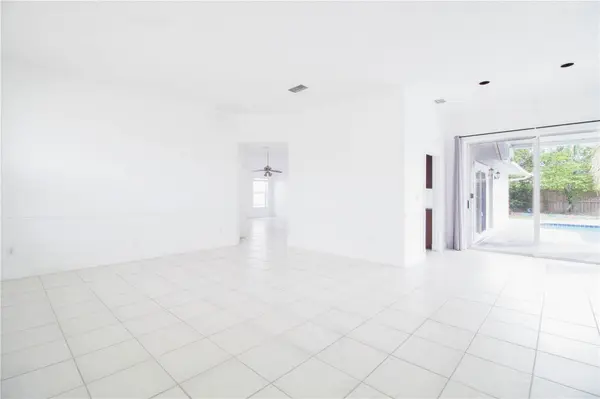 2782 PICADILLY CIR, Kissimmee, FL 34747