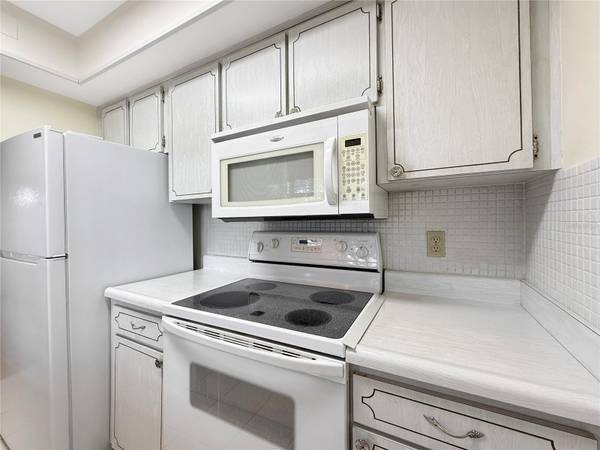 1701 PINEHURST RD #2F, Dunedin, FL, 34698 photo 9
