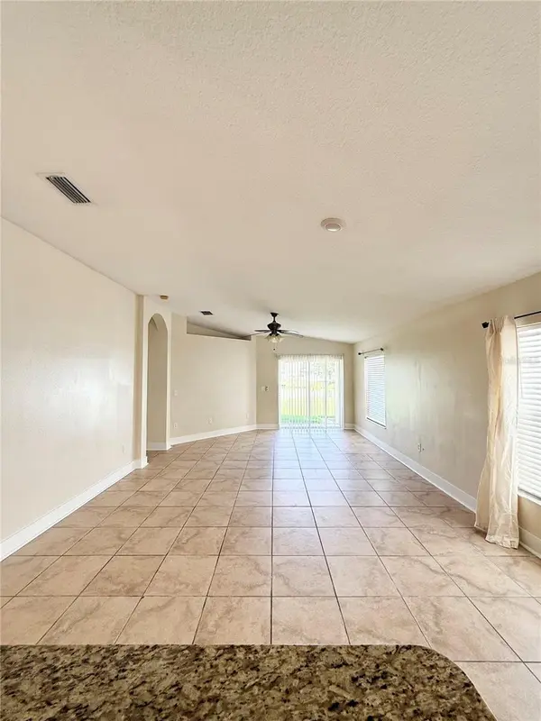 7731 CARRIAGE POINTE DR, Gibsonton, FL 33534