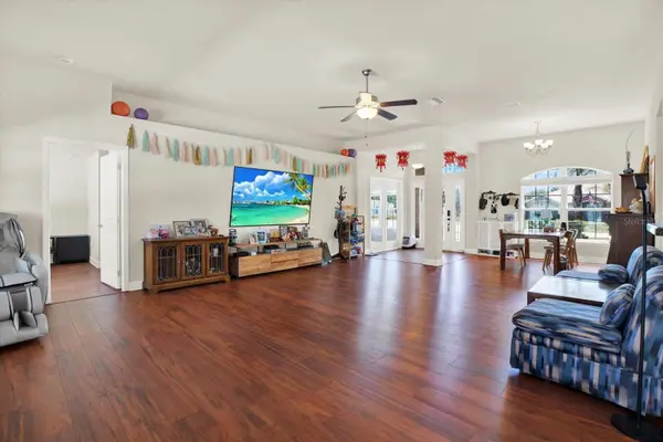 14061 WHITE PLAINS ST, Spring Hill, FL 34609