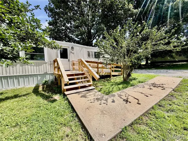837 Dwight ST, Lebanon, MO 65536