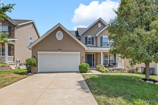 202 Wyndtrace CT, Lake St Louis, MO 63367