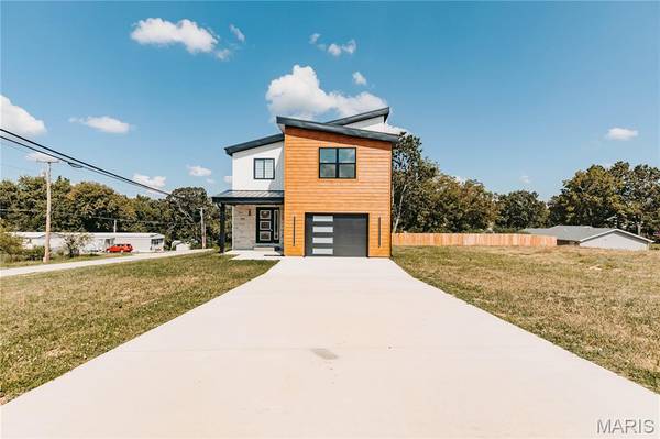 501 N Pine ST, Dixon, MO 65459