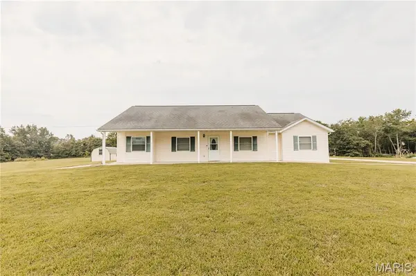 12594 Highway D, Dixon, MO 65459