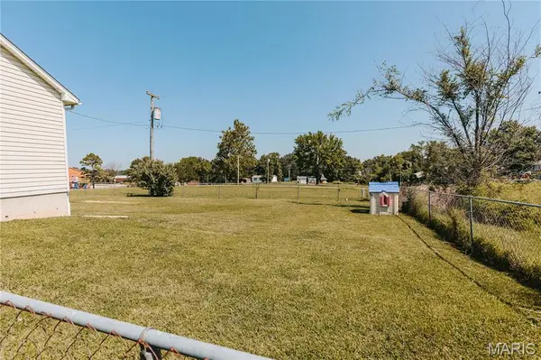 150 Cedar Circle DR, Vienna, MO 65582