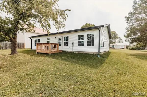 610 York ST, Crocker, MO 65452