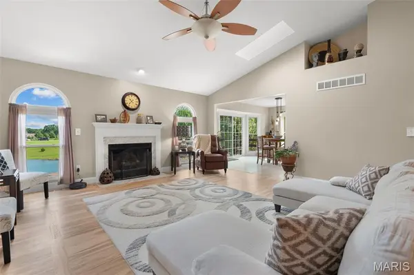23507 Cabin Ridge DR, Warrenton, MO 63383