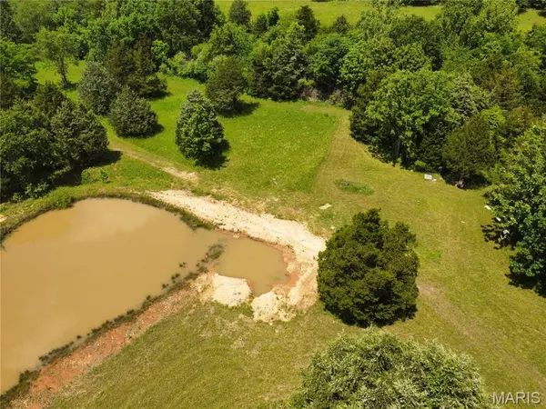 10375 Cedar LN, Dixon, MO 65459