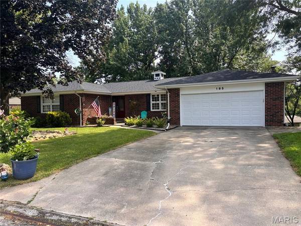 185 Lake Apollo DR, Hannibal, MO 63401