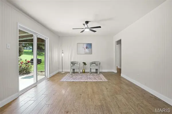 2646 Vortex DR, St Louis, MO 63129