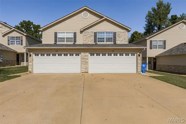 827 Woodside Creek DR, Festus, MO 63028