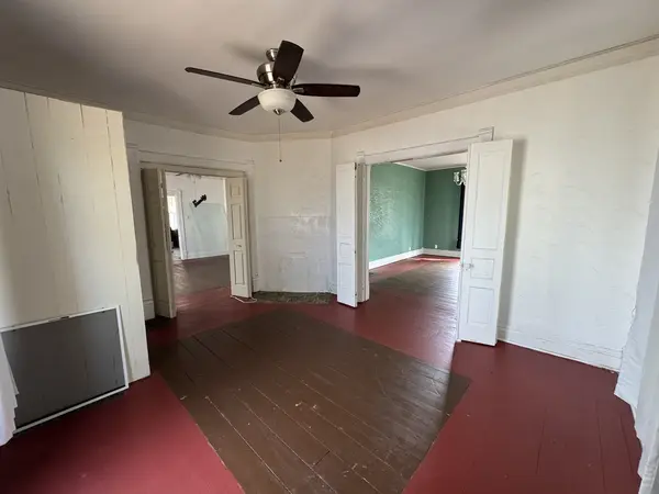 245 E Orleans ST E, Paxton, IL 60957