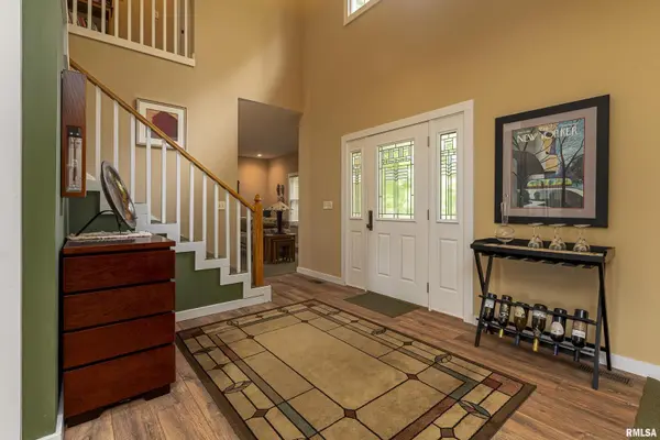 1127 Cedar Ridge LN, Carbondale, IL 62901