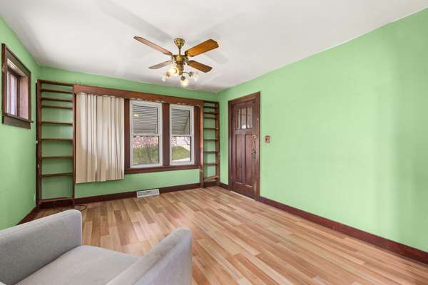 718 Warren AVE, Rockdale, IL 60436