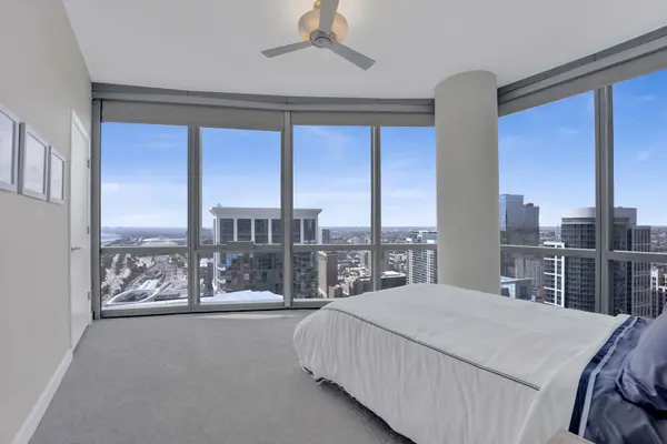 1211 S Prairie AVE #3703, Chicago, IL 60605