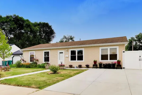 519 Kenyon AVE, Romeoville, IL 60446