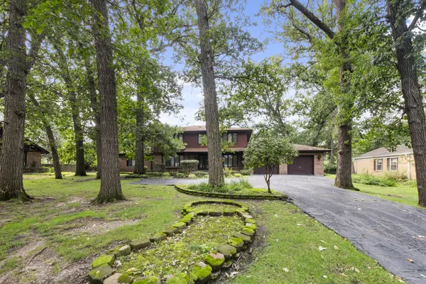 3400 Parthenon WAY, Olympia Fields, IL 60461