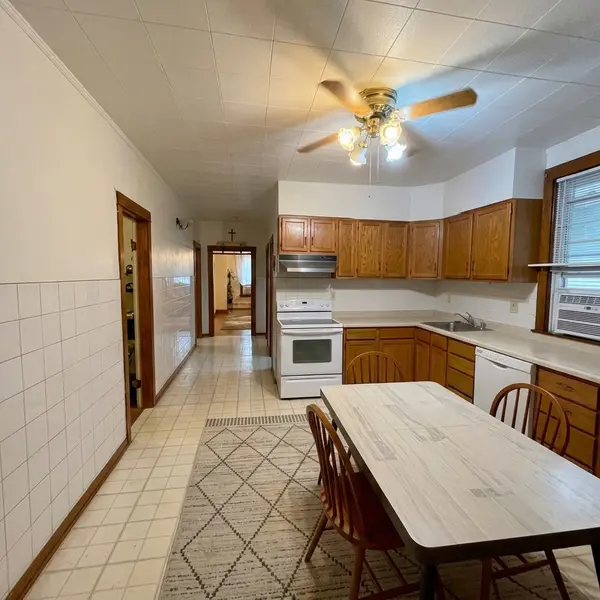 2720 N Monitor AVE, Chicago, IL 60639