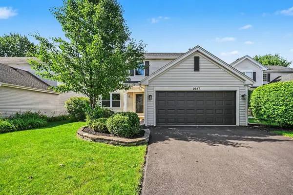 1057 Rosefield LN, Aurora, IL 60504