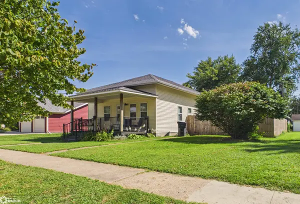 508 3rd AVE, Oskaloosa, IA 52577