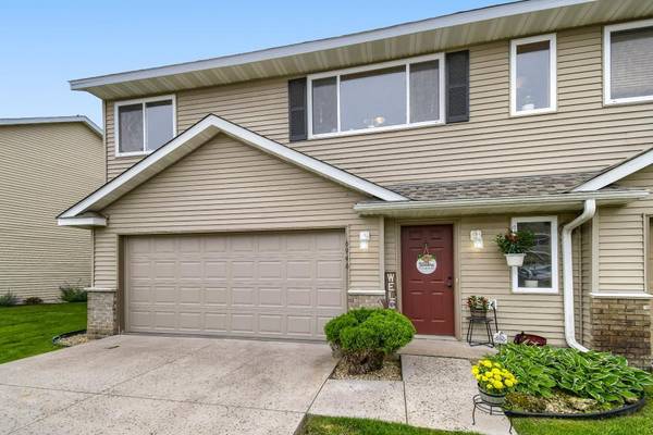 6946 91st ST NE, Monticello, MN 55362