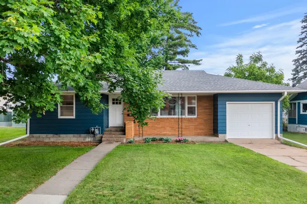 305 Main ST E, New Prague, MN 56071